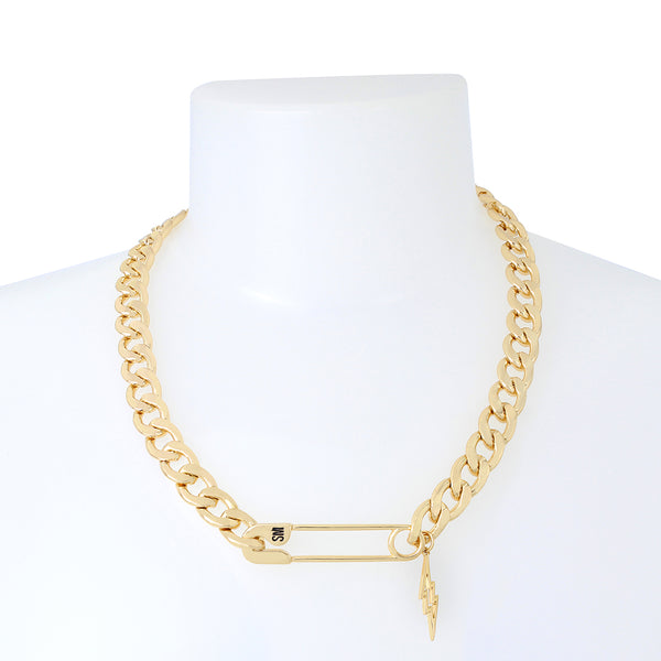 SAFETY PIN SHORT PENDANT GOLD